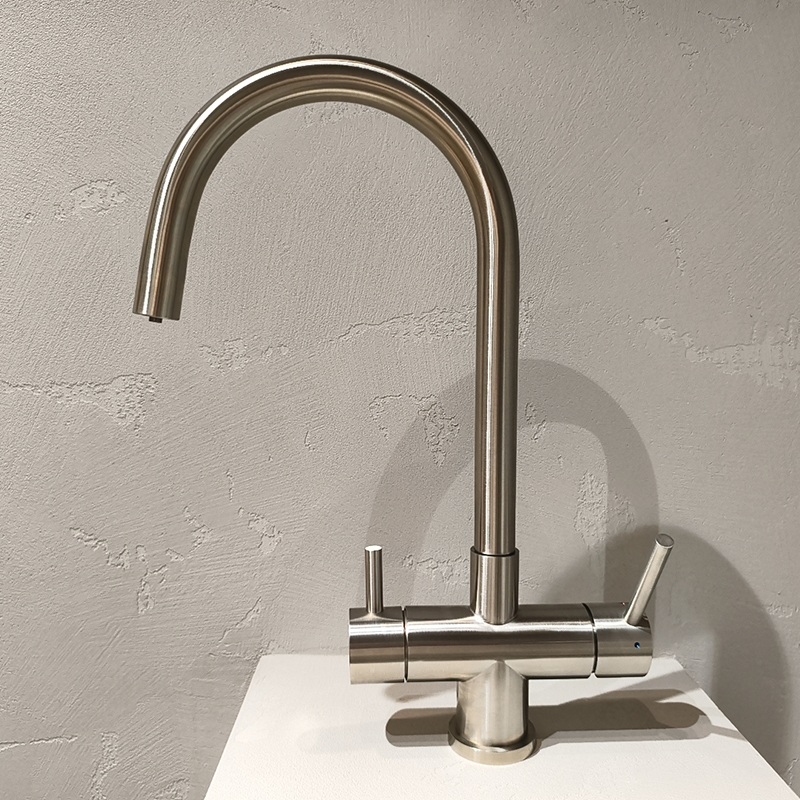 GT6101 Water Machine Faucet Brushed Silver