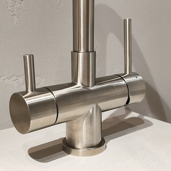 GT6101 Water Machine Faucet Brushed Silver